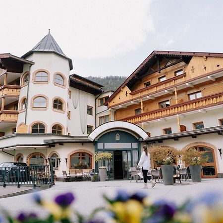 Alpinresort Stubaierhof ****S Fulpmes Exteriör bild