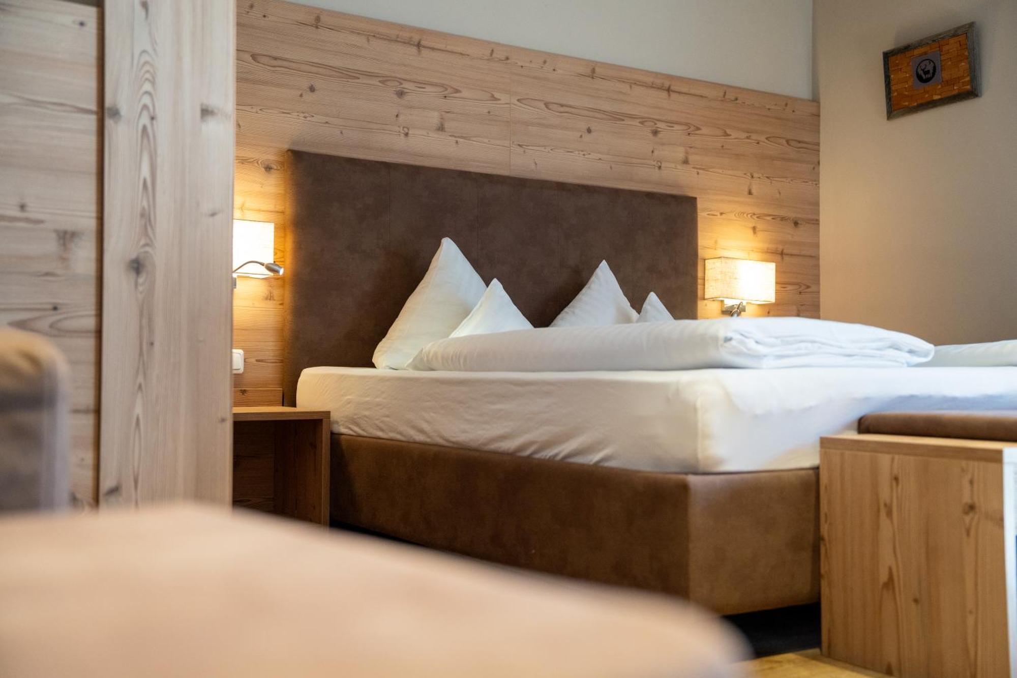 Alpinresort Stubaierhof ****S Fulpmes Rum bild